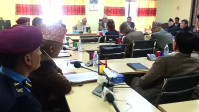 विमानस्थलमा लाइन लाग्नुपर्ने बाध्यता हटाउन सरकारलाई संसदीय समितिको निर्देशन !