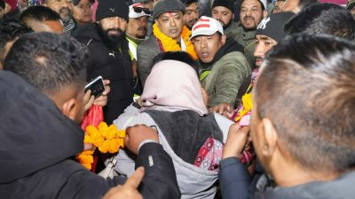 गगन कांग्रेस सभापति, गरे कसैको शिर निहुरिन नदिने प्रतिबद्धता 