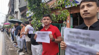 सडकमा ओर्लिए कन्सल्टेन्सीवाला- सरकारलाई तालाचाबी बुझाउने तयारी